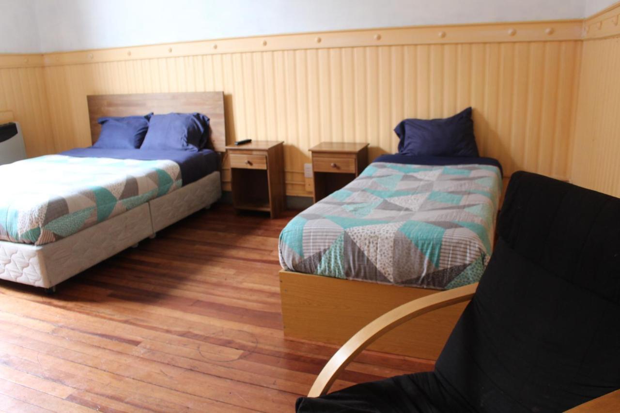 Hostal Capricho De Carlitos Valdivia Esterno foto